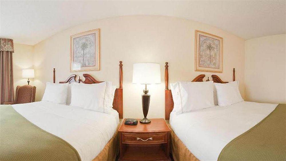 Holiday Inn Express Hotel & Suites Olive Branch By Ihg Экстерьер фото
