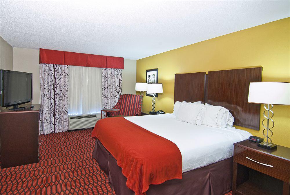 Holiday Inn Express Hotel & Suites Olive Branch By Ihg Экстерьер фото