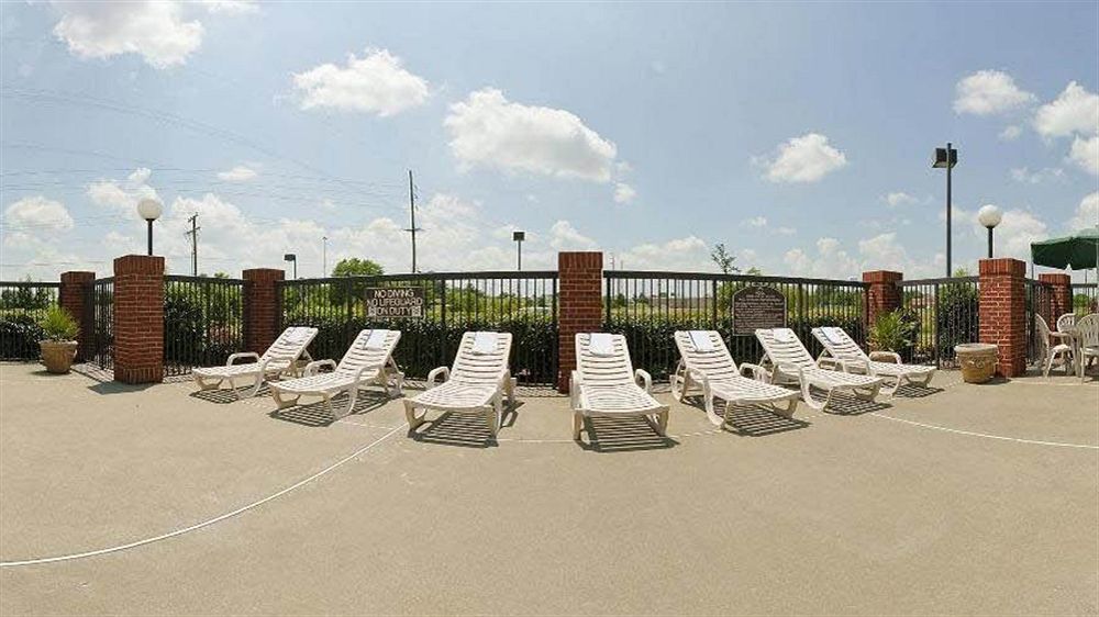 Holiday Inn Express Hotel & Suites Olive Branch By Ihg Экстерьер фото